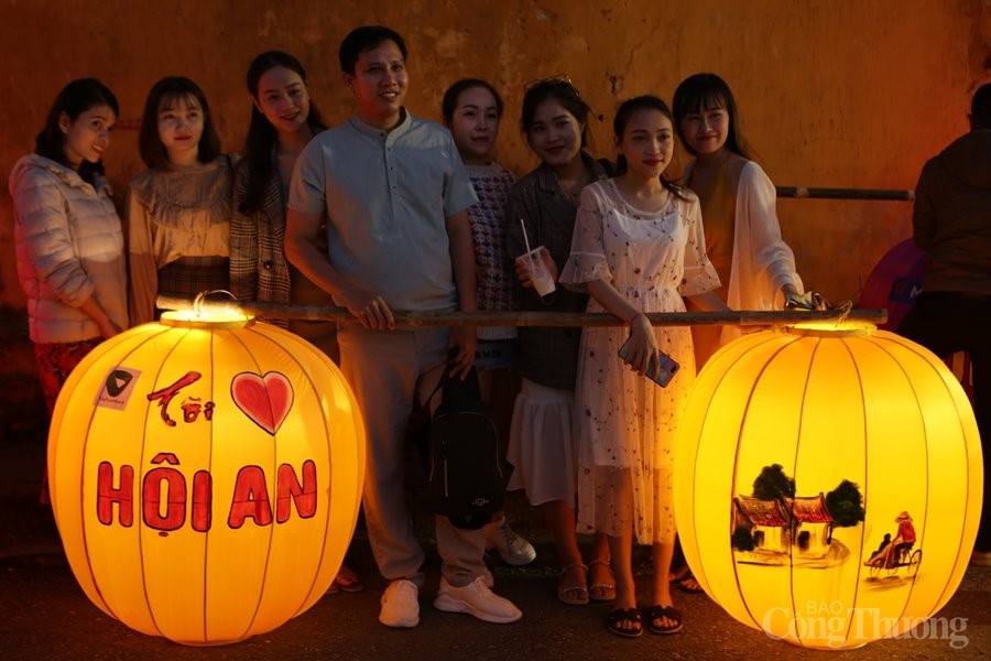 Nhiều khách sạn tại Đà Nẵng, Hội An “cháy” phòng dịp lễ 30/4   1/5