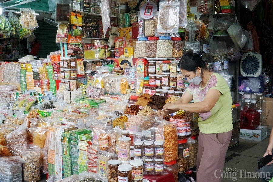 Đà Nẵng: Các cửa hàng, siêu thị đặc sản đông nghẹt khách du lịch Đà Nẵng: Các cửa hàng, siêu thị đặc sản đông nghẹt khách du lịch