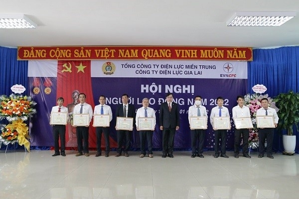 Lê Hồng Lĩnh – nhân viên cung ứng vật tư thiết bị luôn hết mình vì công việc