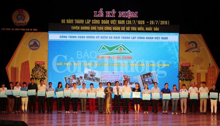 da nang trao 30 mai am cong doan cho cong nhan nguoi lao dong