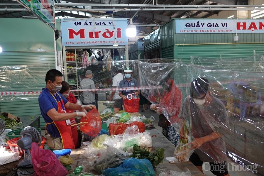 Đà Nẵng: Nhiều chợ truyền thống đã mở cửa trở lại và đảm bảo phòng chống dịch Covid   19