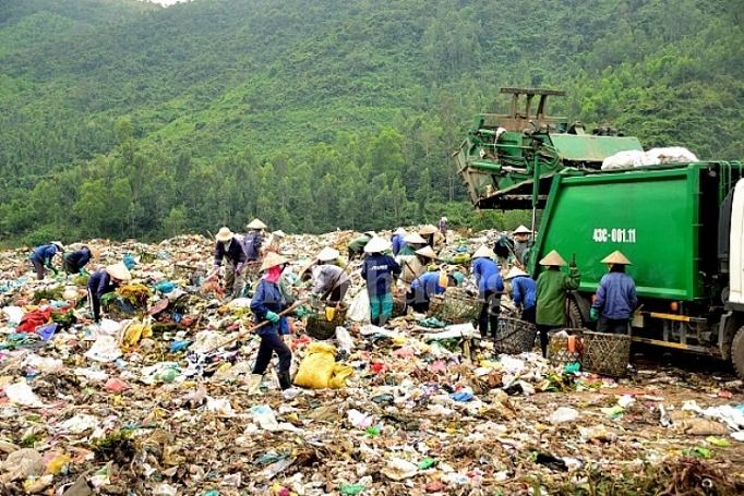 o nhiem bai rac tai da nang no luc tim tieng noi chung giua chinh quyen va nguoi dan