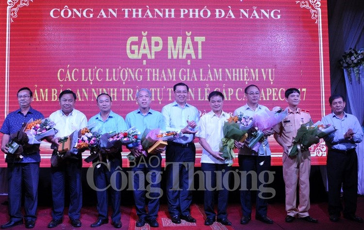 Đà Nẵng gặp mặt các lực lượng tham gia bảo vệ an ninh, an toàn TLCC APEC 2017