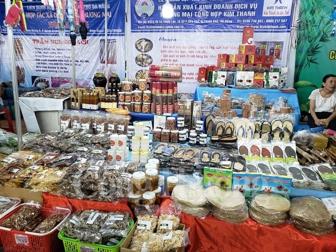 Đà Nẵng: Kích cầu tiêu dùng với chương trình giảm giá sâu tại Hội chợ hàng Việt da nang kich cau tieu dung voi chuong trinh giam gia sau tai hoi cho hang viet