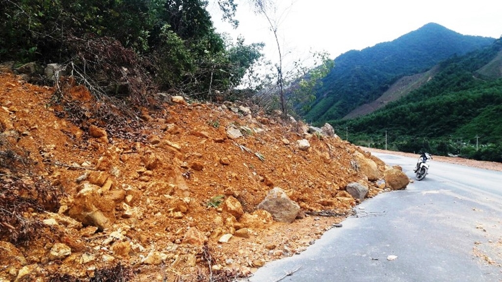 sat lo cao toc la son tuy loannguoi dan lo lang vi dat nui tran xuong