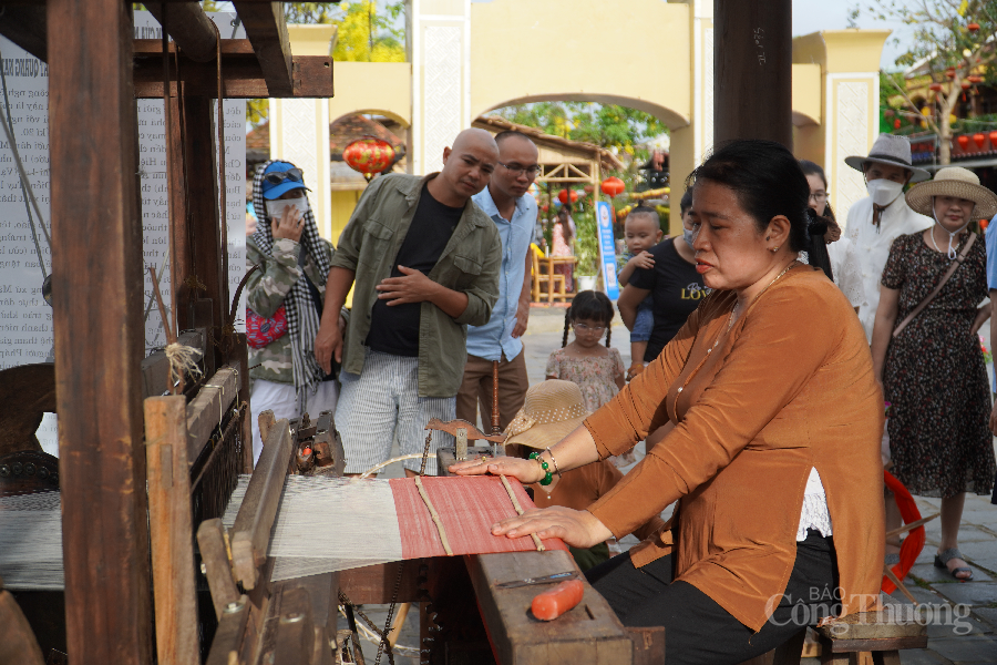 Quảng Nam: Tăng cường kết nối giao thương tại Festival Nghề truyền thống vùng miền