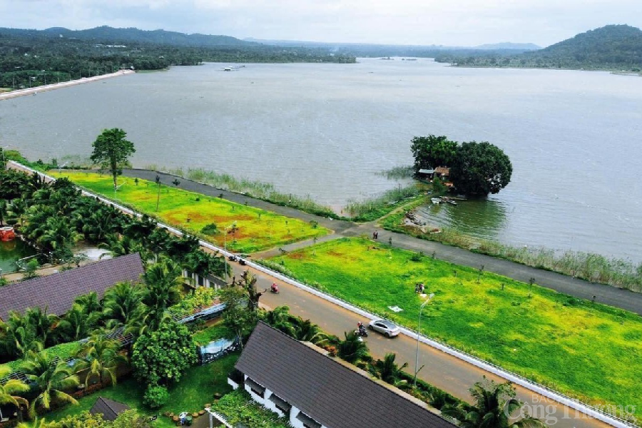 kham pha ho ea kao tren cao nguyen dak lak