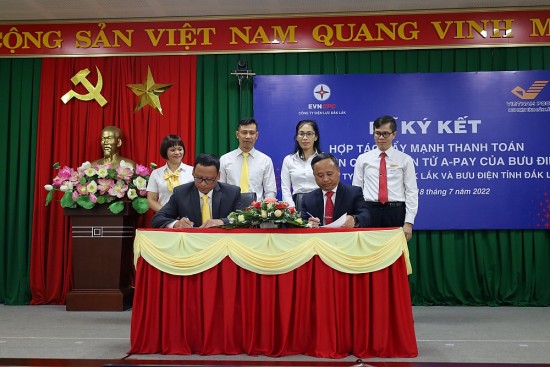 pc dak lak day manh thanh toan tien dien qua vi dien tu apay cua buu dien tinh dak lak