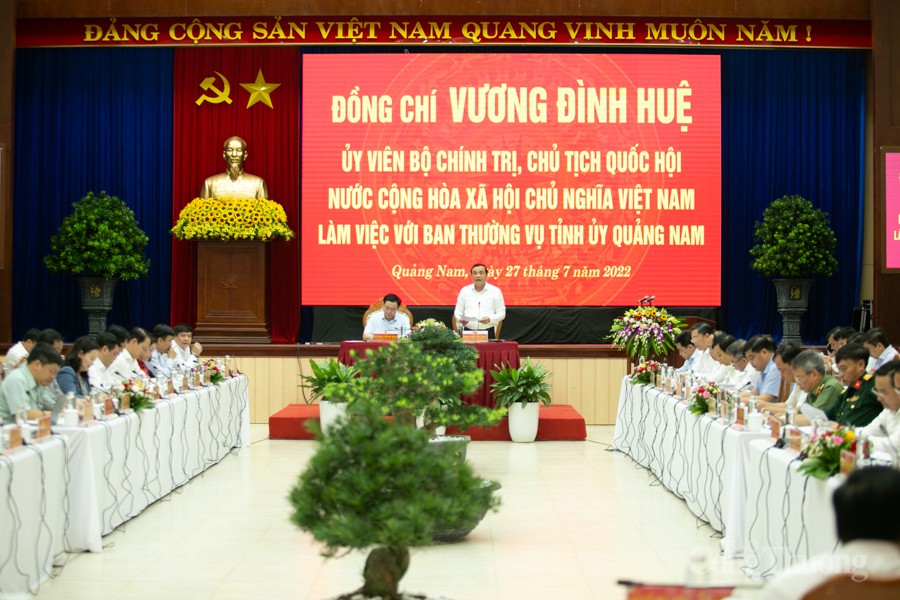 Chủ tịch Quốc hội làm việc với Ban Thường vụ Tỉnh uỷ Quảng Nam: Gợi mở những giải pháp phát triển cho địa phương