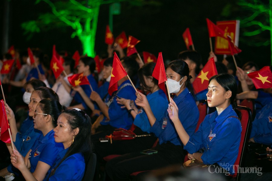 Kỷ niệm 75 năm ngày Thương binh Liệt sĩ: Lắng đọng “Khúc tráng ca hoà bình” điểm cầu Quảng Nam