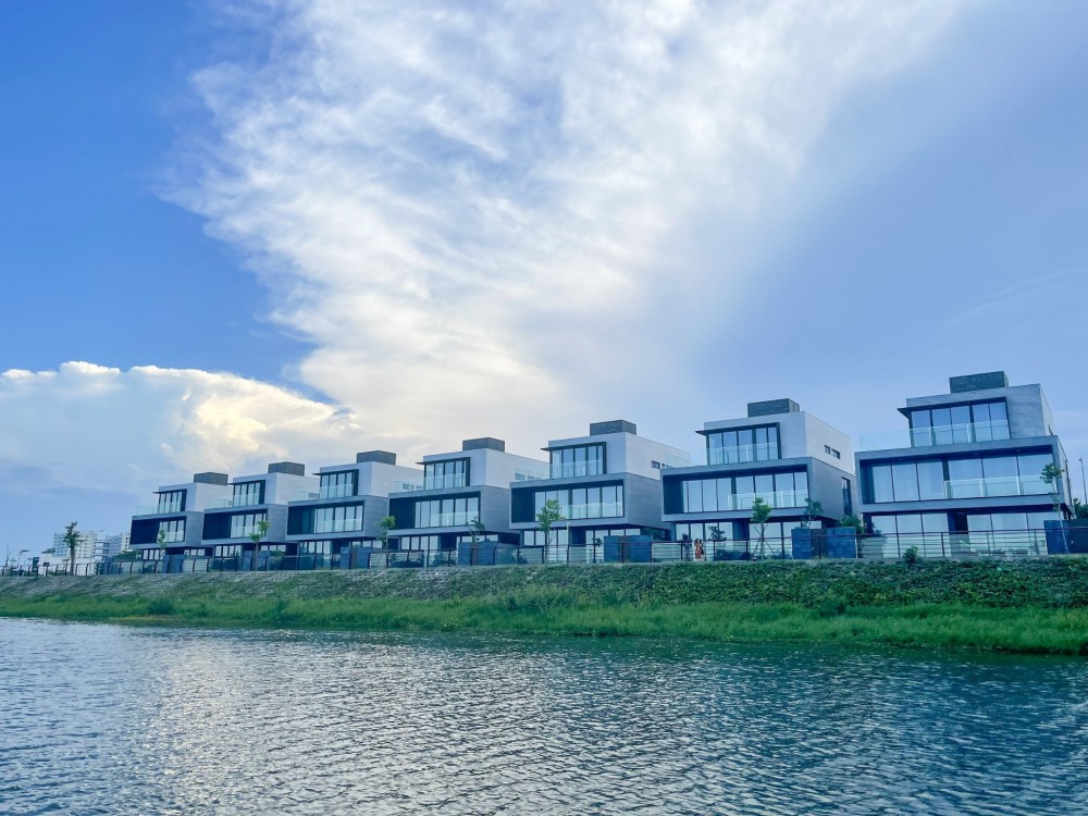 Bất ngờ với quy mô của thương hiệu Regal Homes mà Sơn Tùng M-TP mới đầu tư Bất ngờ với quy mô của thương hiệu Regal Homes mà Sơn Tùng M-TP mới đầu tư