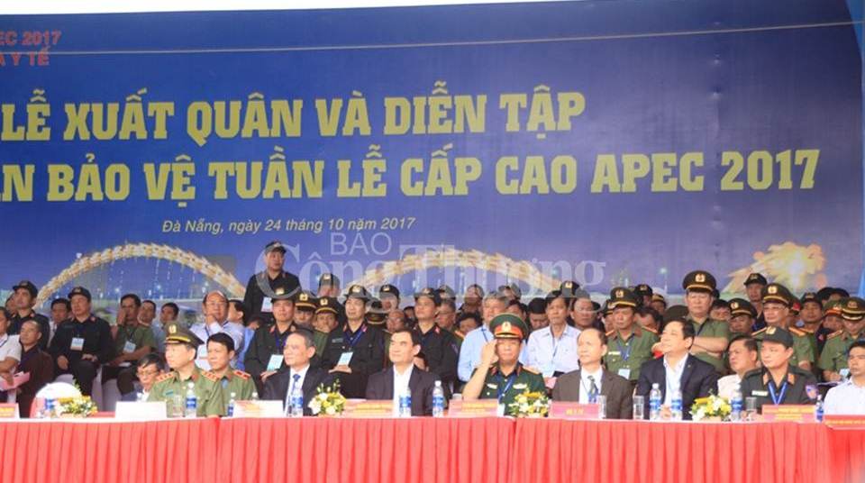 Thủ tướng dự Lễ xuất quân bảo vệ an ninh và tổng diễn tập phương án bảo vệ APEC 2017