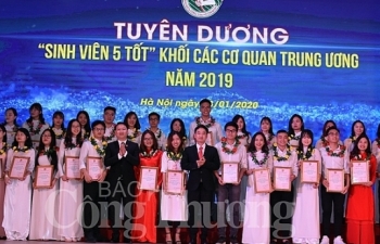 Tuyên dương 50 “sinh viên 5 tốt” Khối các cơ quan Trung ương