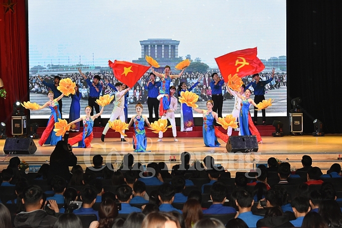 tuyen duong 50 sinh vien 5 tot khoi cac co quan trung uong