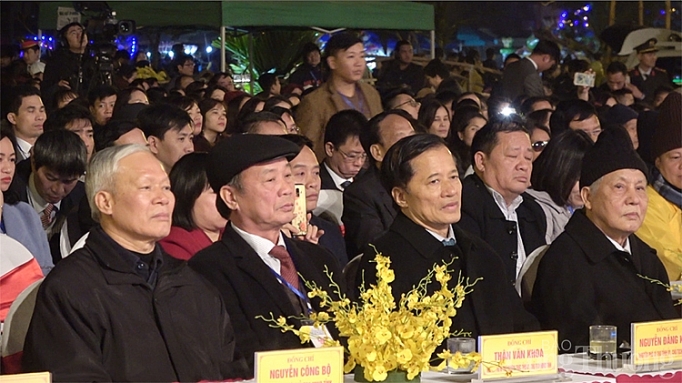 bac giang mien dat thieng tay yen tu