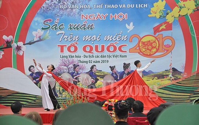 phong vi tet truyen thong cua cac dan toc viet nam