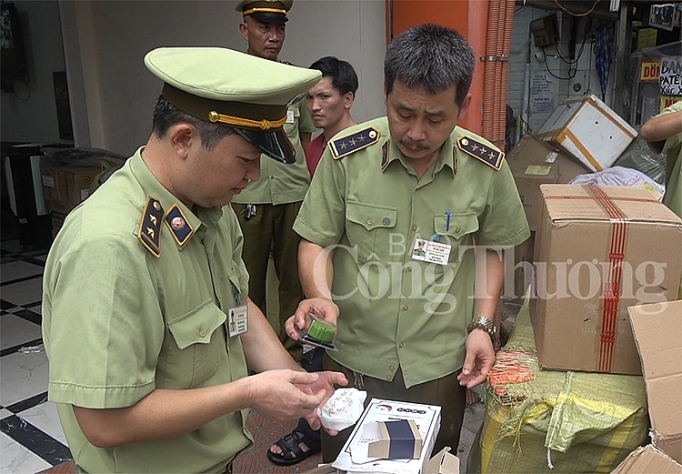 ha noi chan dung luong lon thuc pham nhap lau tu trung quoc