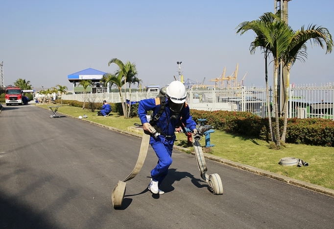 petrolimex quang ninh dam bao an toan an ninh cang bien