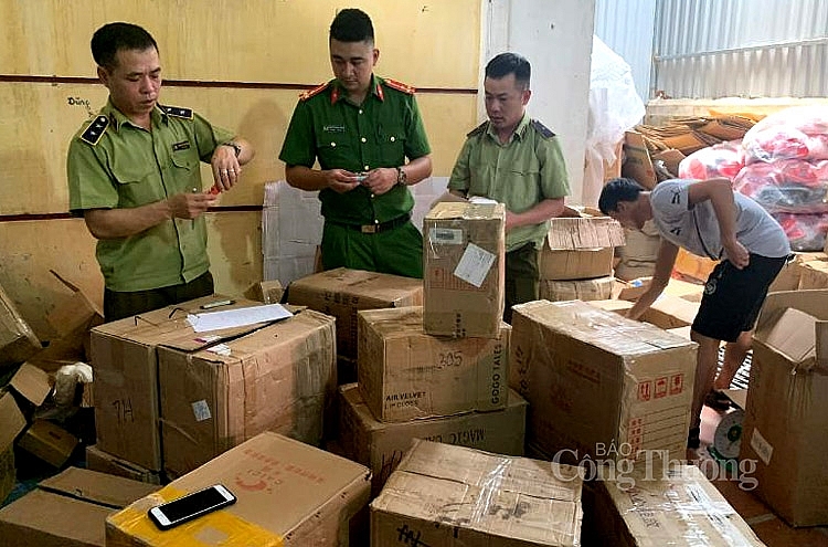 3250 doi qltt so 7 tinh lang son xu ly hang hoa vi pham kinh doanh qua mang copy