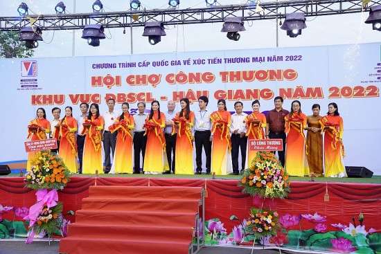 Khai mạc Hội chợ Công Thương khu vực Đồng bằng sông Cửu Long - Hậu Giang 2022