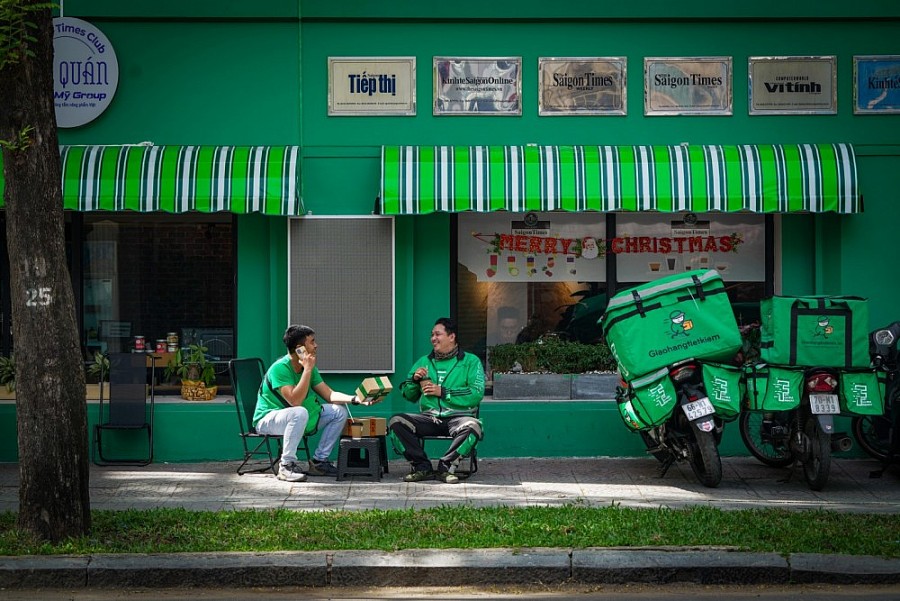 Giao hàng Tiết kiệm - Sự chuyển mình “Hơn cả nhanh”