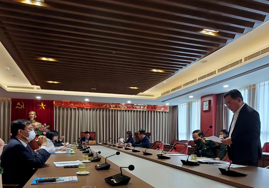 Thường trực Thành ủy Hà Nội nghe báo cáo về tình hình phòng, chống dịch Covid-19 trên địa bàn Thành phố Hà Nội chiều ngày 8/2
