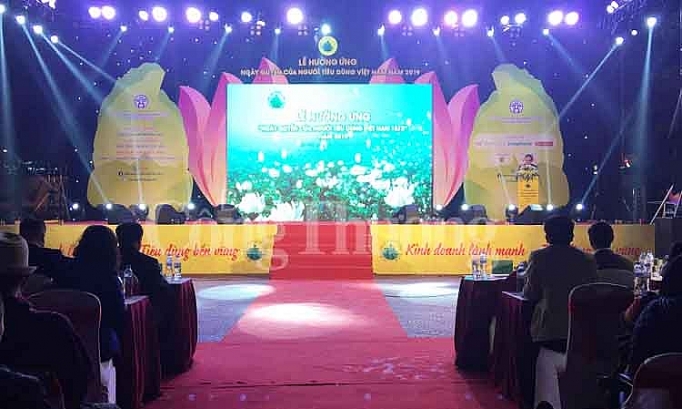 ha noi khai mac le huong ung ngay quyen cua nguoi tieu dung viet nam nam 2019