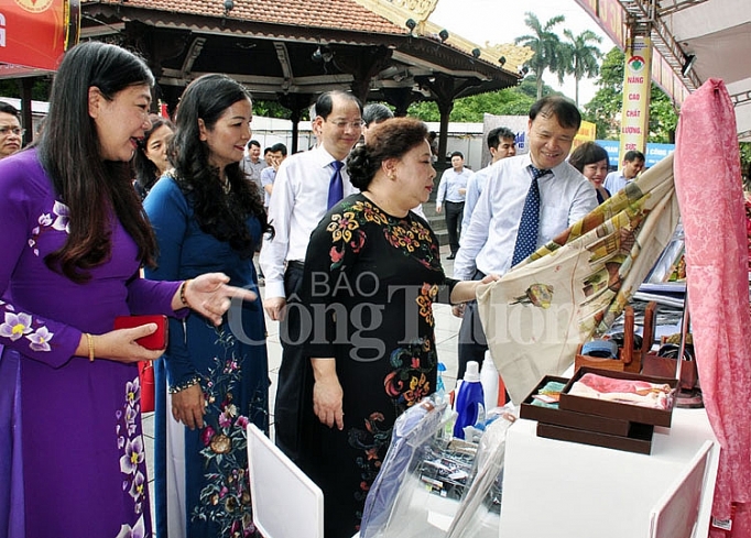 ha noi sang tao chu dong trong trien khai cuoc van dong nguoi viet nam uu tien dung hang viet nam