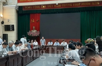 ha noi nong cac van de lien quan den trat tu do thi