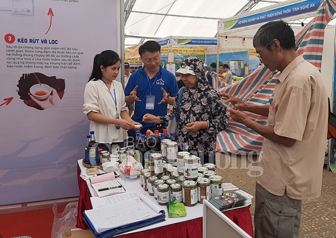 khai mac hoi cho trien lam nong nghiep quoc te lan thu 19