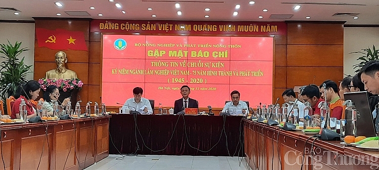 0514-gap-mat-bao-chi