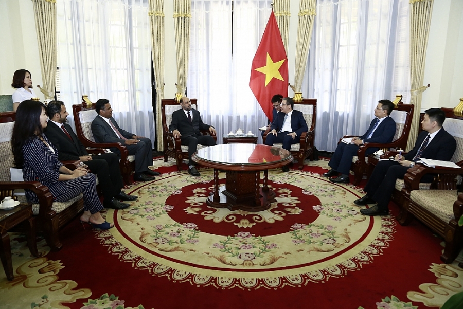 Ngài Saleh Mohamed Ahmed Al Suqri- Đại sứ Oman đến thăm và làm việc tại Bộ Ngoại giao Việt Nam.