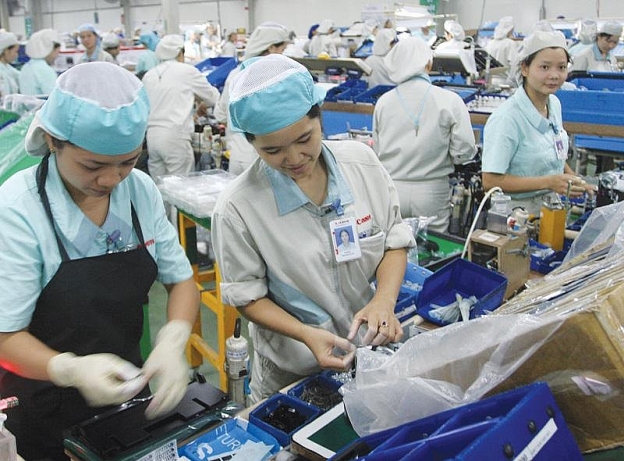 Thu hút FDI: Khắc phục “mặt trái” của tấm huân chương