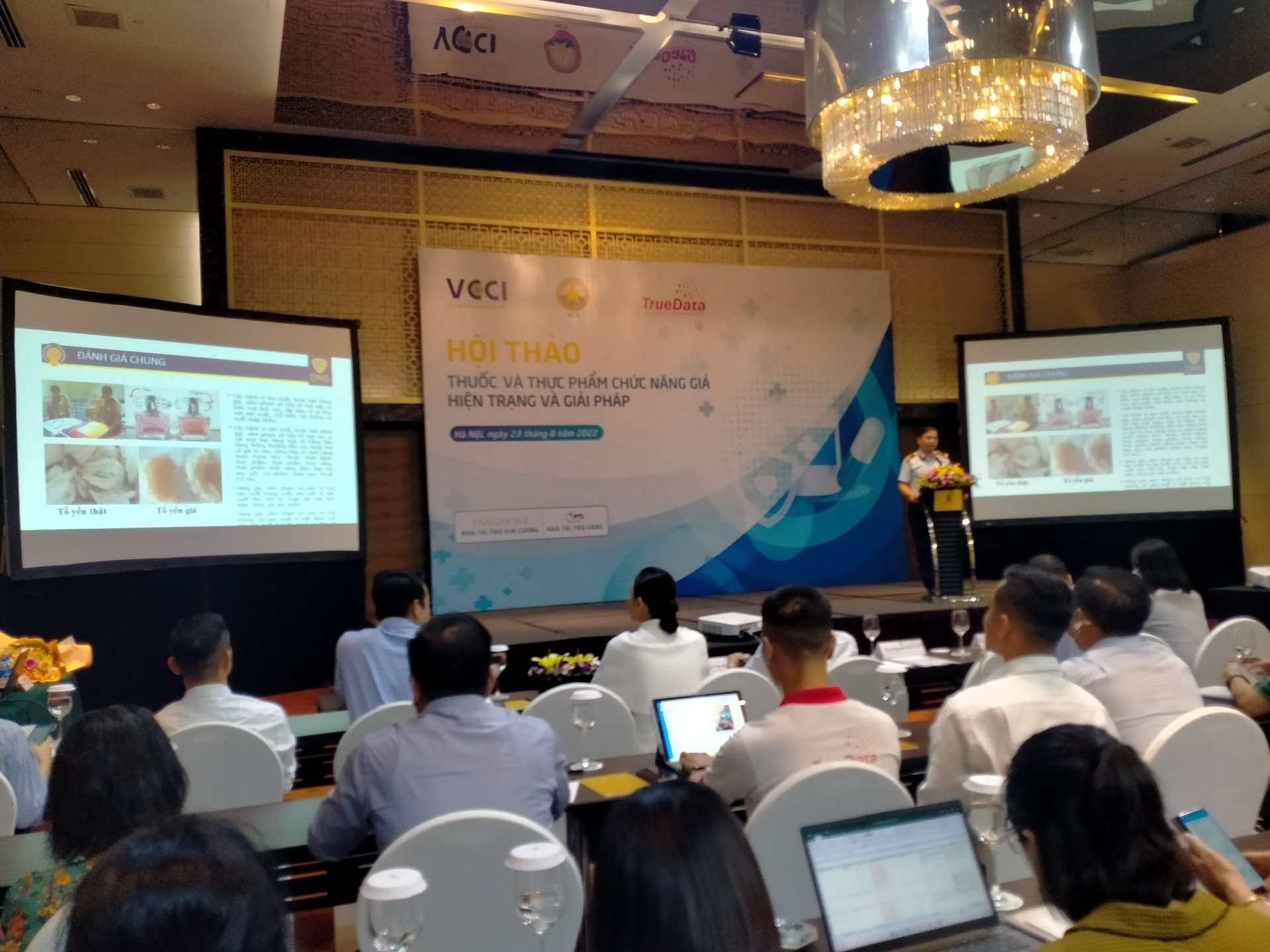 Thuốc và thực phẩm chức năng giả: Hệ luỵ và những giải pháp