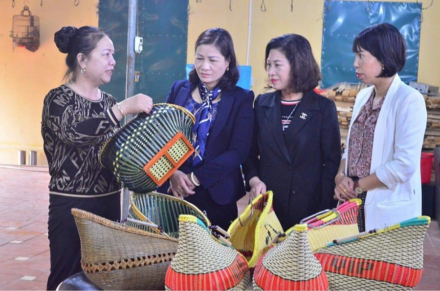 Số doanh nghiệp do nữ làm chủ không ngừng tăng lên