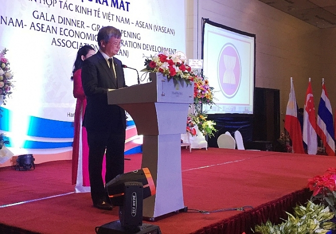 Tăng cường kết nối doanh nghiệp với các nước ASEAN