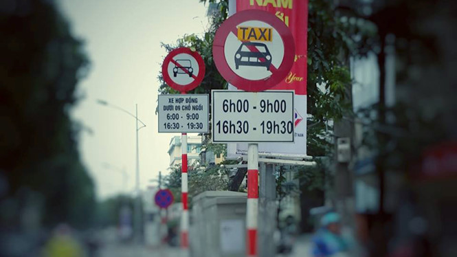 13 tuyen pho ha noi cam uber grab hoat dong gio cao diem