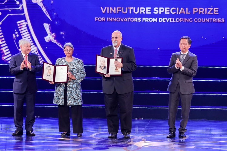 VinFuture công bố chủ nhân các giải thưởng phụng sự nhân loại năm 2021