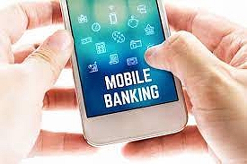 Giảm nhiệt tăng phí SMS Banking: Ngân hàng và nhà mạng sẽ thu phí dịch vụ trọn gói