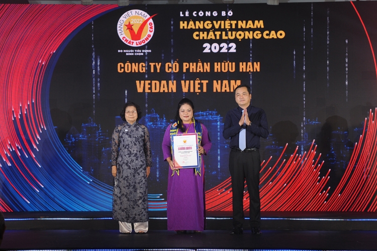 Vedan Việt Nam tiếp tục được vinh danh "Hàng Việt Nam chất lượng cao" năm 2022