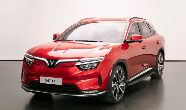 VinFast tổ chức lái xe VF 8 tại New York International Auto Show 2022