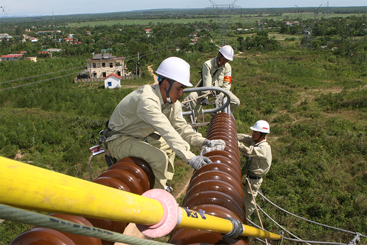 vi the moi cua duong day 500kv quoc gia
