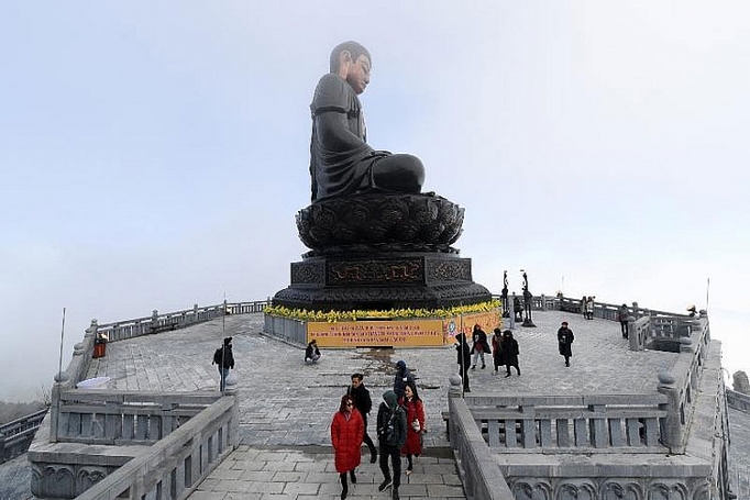 fansipan to chuc dai le cau quoc thai dan an dong hanh cung dai le vesak 2019