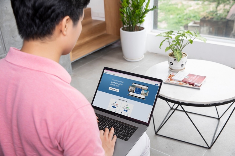 Công nghệ khoác “tấm áo mới” cho lĩnh vực kinh doanh truyền thống