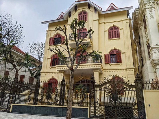 vu biet thu tai tieng tai ha noi lanh dao ubnd quan cau giay rut kinh nghiem den bao gio