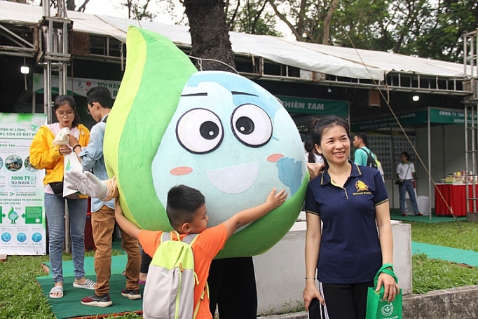 lotte mart tham gia ngay hoi song xanh tai tp ho chi minh