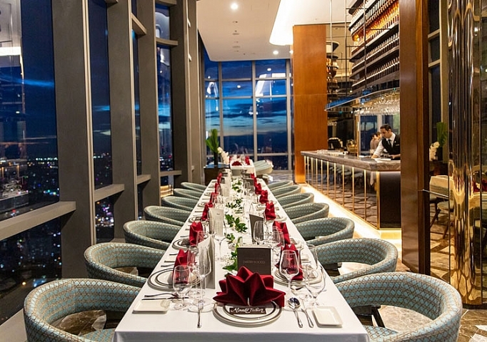 dau bep lung danh david rocco chu tri da tiec giao luu van hoa viet y tai vinpearl luxury landmark 81