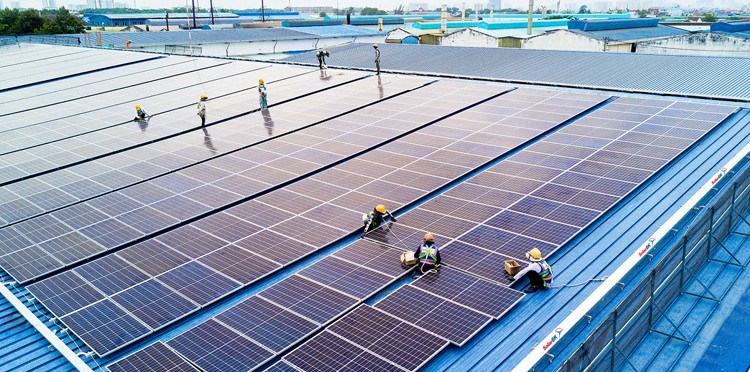 SolarBK: Đồng hành cùng doanh nghiệp sử dụng nguồn năng lượng xanh