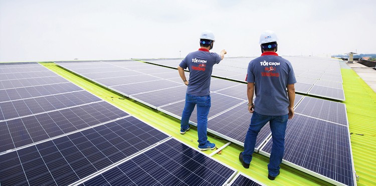 SolarBK: Đồng hành cùng doanh nghiệp sử dụng nguồn năng lượng xanh