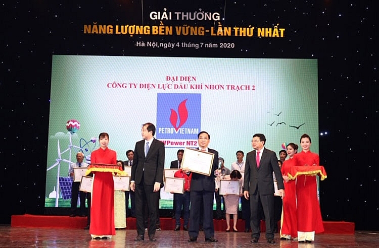 dien luc dau khi nhon trach 2 duoc vinh danh giai thuong nang luong ben vung nam 2019